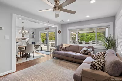 10 Oak Brook Lane, Merrick, NY 11566 - Photo 26
