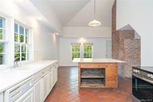 105 Douglas Rd, Chappaqua, NY 10514 - Photo 8