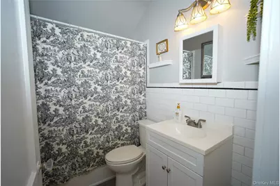 10 Aberdeen Street, Malverne, NY 11565 - Photo 14