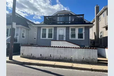 17 Louisiana Street #Upper, Long Beach, NY 11561 - Photo 2