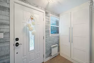 320 28th St, Lindenhurst, NY 11757 - Photo 6