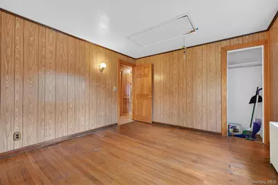 17 Holt Road, Hyde Park, NY 12538 - Photo 14