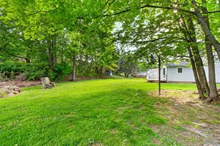 17 Holt Rd, Hyde Park, NY 12538 - Photo 38