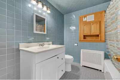 17 Holt Road, Hyde Park, NY 12538 - Photo 10
