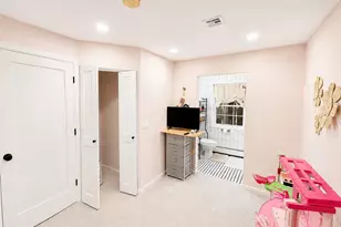 88 Pace Dr S, West Islip, NY 11795 - Photo 22