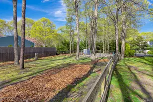 10 Black Pine St, Center Moriches, NY 11934 - Photo 20