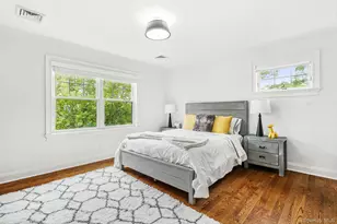 10 Nautilus Pl, New Rochelle, NY 10805 - Photo 12