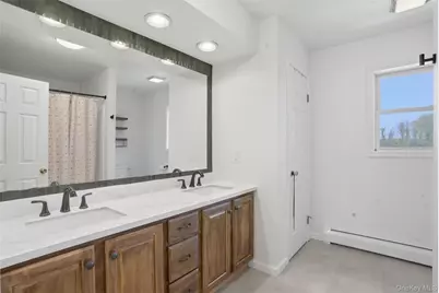 34 Rombout Road, Poughkeepsie, NY 12603 - Photo 24
