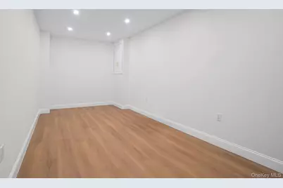 3719 Barnes Avenue, Bronx, NY 10467 - Photo 20