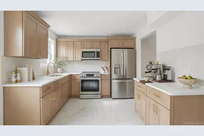 3719 Barnes Avenue, Bronx, NY 10467 - Photo 4