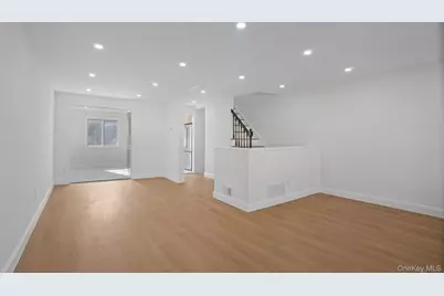 3719 Barnes Avenue, Bronx, NY 10467 - Photo 14