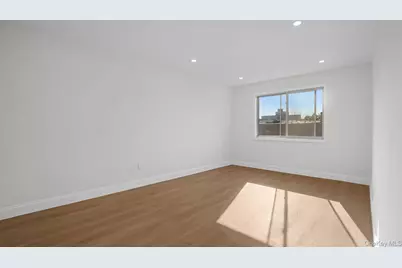 3719 Barnes Avenue, Bronx, NY 10467 - Photo 18