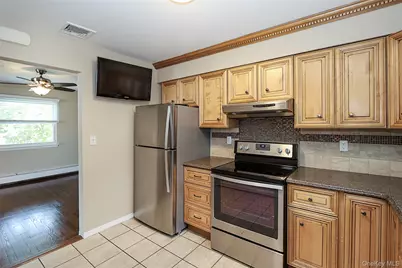 40 Edgewood Road, Port Washington, NY 11050 - Photo 30