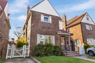131-56 229th St, Springfield Gardens, NY 11413 - Photo 2