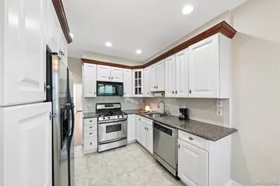5938 69th Lane, Maspeth, NY 11378 - Photo 12