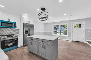 20 Lehigh Ave, Centereach, NY 11720 - Photo 4