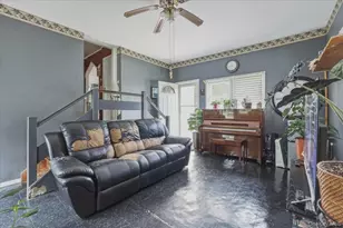 485 Lockwood Dr, Shirley, NY 11967 - Photo 8