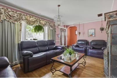 485 Lockwood Drive, Shirley, NY 11967 - Photo 4