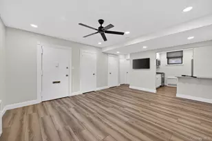 319 Main St, Roslyn, NY 11576 - Photo 2