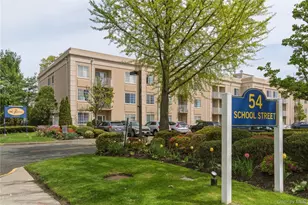 54 School St, Westbury, NY 11590 - Photo 2