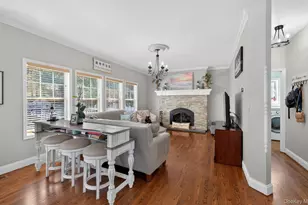 33 Oceanview Blvd, Manorville, NY 11949 - Photo 14