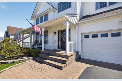 33 Oceanview Boulevard, Manorville, NY 11949 - Photo 2