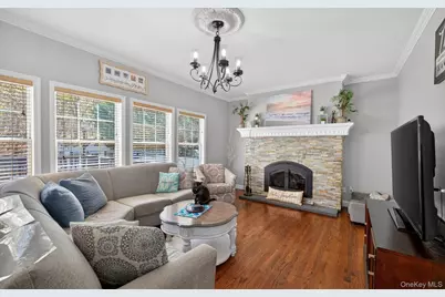 33 Oceanview Boulevard, Manorville, NY 11949 - Photo 16