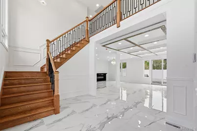 1275 Barry Drive S, Valley Stream, NY 11580 - Photo 6