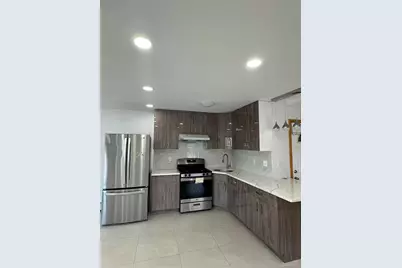 152-20 Peck Avenue, Flushing, NY 11355 - Photo 2