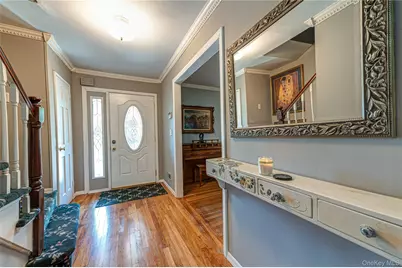 20 Evon Drive, Syosset, NY 11791 - Photo 6