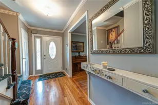 20 Evon Dr, Syosset, NY 11791 - Photo 6