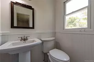 6200 New Suffolk Ave, Mattituck, NY 11952 - Photo 16