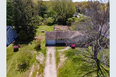 6200 New Suffolk Avenue, Mattituck, NY 11952 - Photo 2