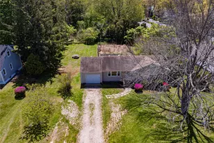 6200 New Suffolk Ave, Mattituck, NY 11952 - Photo 2