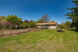 6200 New Suffolk Ave, Mattituck, NY 11952 - Photo 4