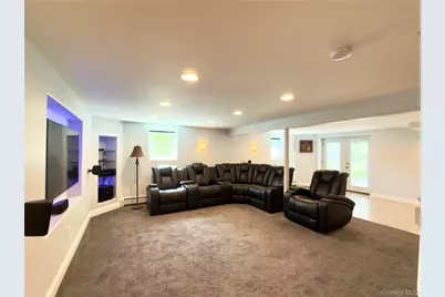 9 Robert Drive, Hyde Park, NY 12538 - Photo 22
