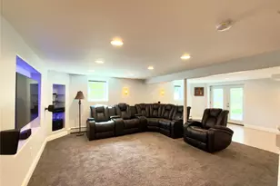 9 Robert Dr, Hyde Park, NY 12538 - Photo 22