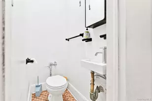 67-41 Kessel St, Forest Hills, NY 11375 - Photo 10