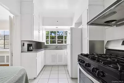 6741 Kessel Street, Forest Hills, NY 11375 - Photo 12