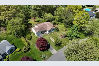 63 Crystal Drive, Aquebogue, NY 11931 - Photo 18