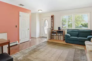 63 Crystal Dr, Aquebogue, NY 11931 - Photo 2