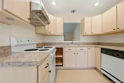 1565 Calebs Way #D15, Greenport, NY 11944 - Photo 6