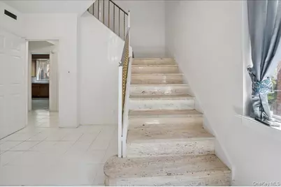 4534 Henry Hudson Parkway, Bronx, NY 10471 - Photo 6