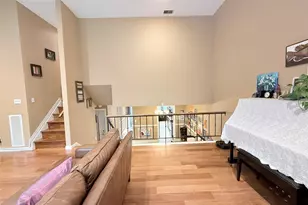 21 Manors Dr, Jericho, NY 11753 - Photo 6