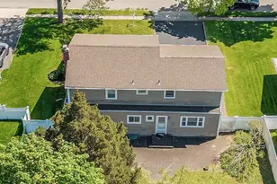 25 Sherry Ln, Hauppauge, NY 11788 - Photo 24