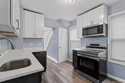 80 S Cherry Street, Poughkeepsie, NY 12601 - Photo 10