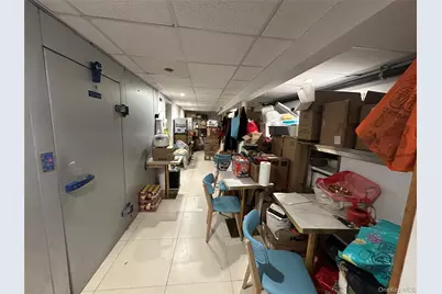 136-95 Roosevelt Avenue, Flushing, NY 11354 - Photo 2