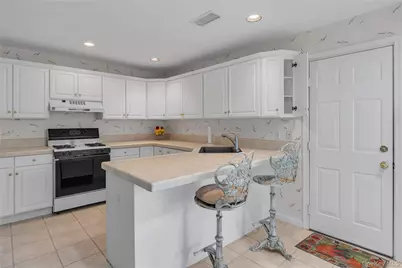 6 Gerriet Court, Northport, NY 11768 - Photo 10