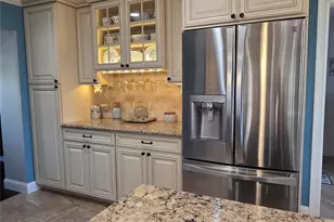 38 Bishop Ln, Holbrook, NY 11741 - Photo 18