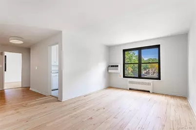 9 Terrace Circle #2C, Great Neck, NY 11021 - Photo 1